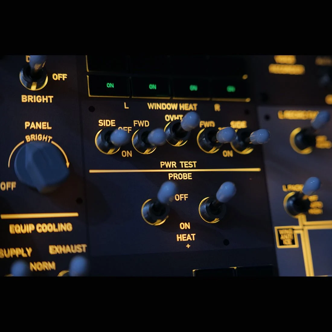 Rowsfire B107 B737 Light OVHD OVERHEAD Panel for MSFS 2020/2024, Xplane 12