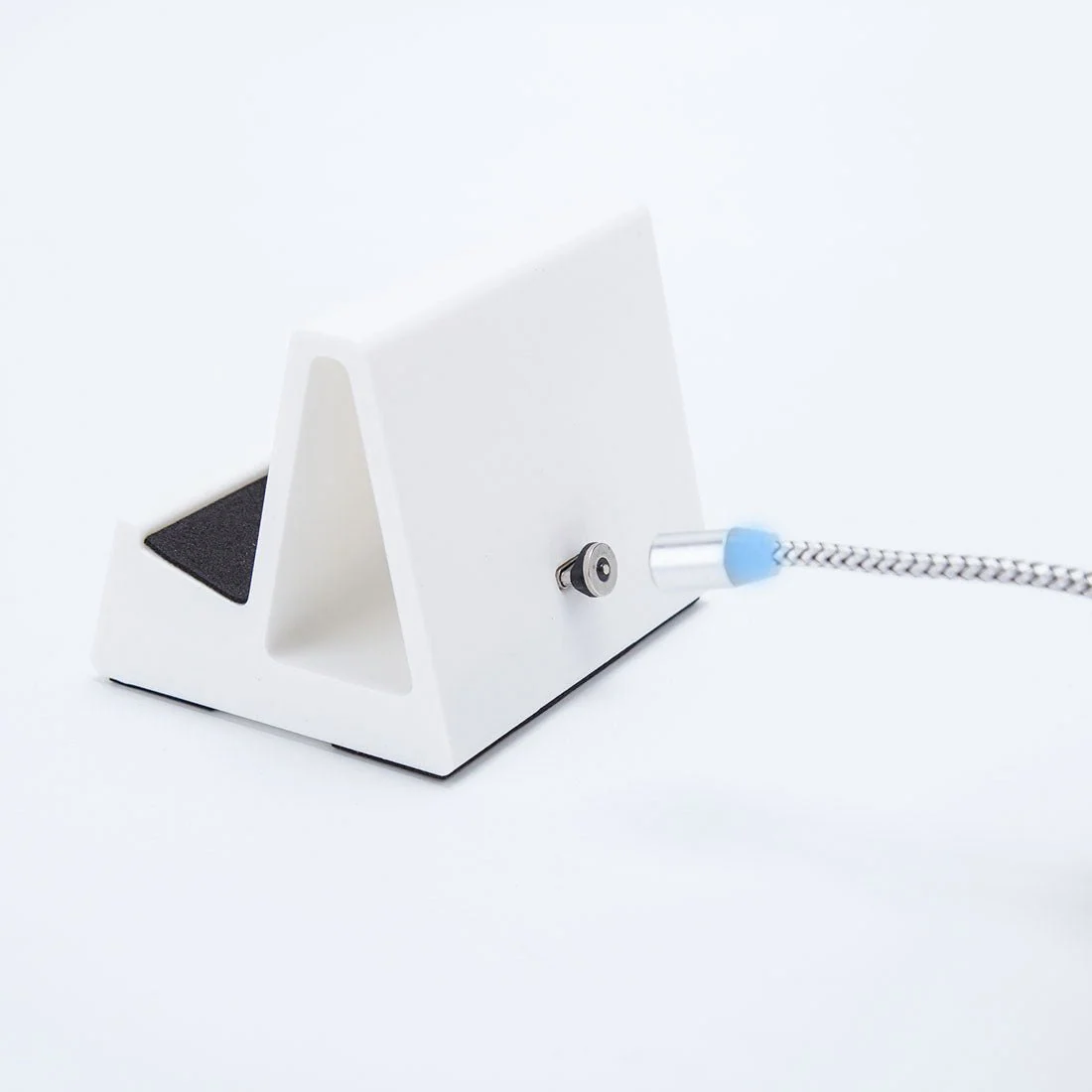 Miyoo Flip 3D 打印磁吸充电底座