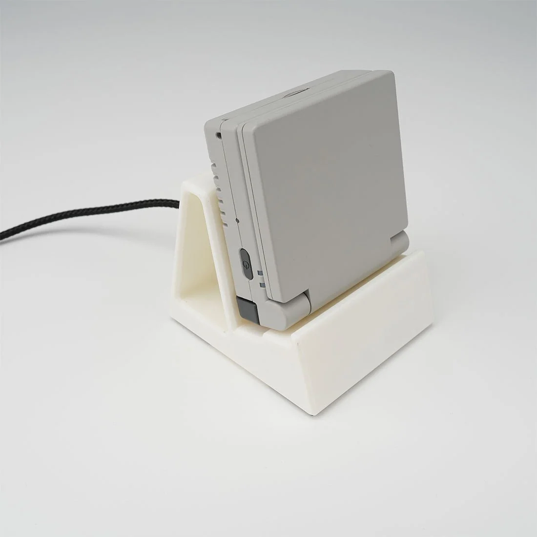 3D Printed Magnetic Charging Dock for Miyoo Mini Flip Handheld Game Console