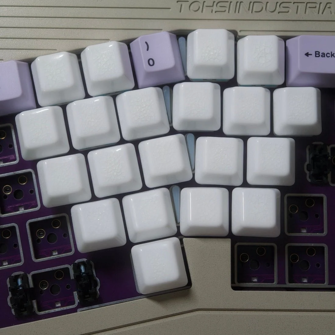 Heart-shaped Crackle Ceramic Keycap Set