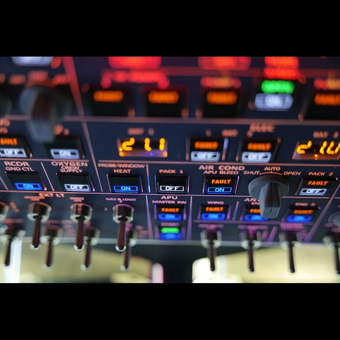 Rowsfire A107 V3.1 A320 MAX Light OVERHEAD Panel for MSFS 2020/2024 - Windows Flight Sim Home Cockpit
