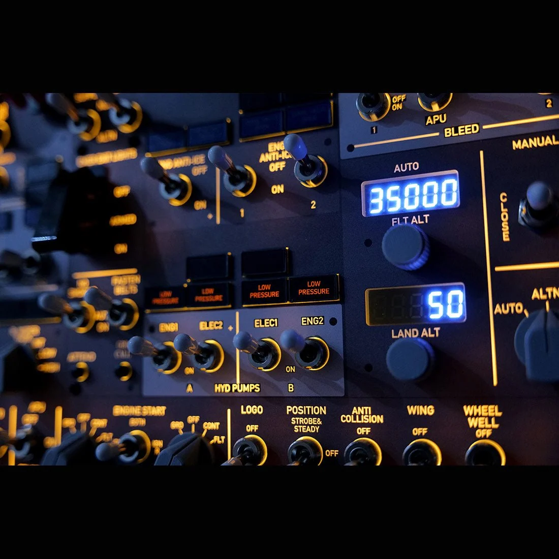 Rowsfire B107 B737 Light OVHD OVERHEAD Panel for MSFS 2020/2024, Xplane 12