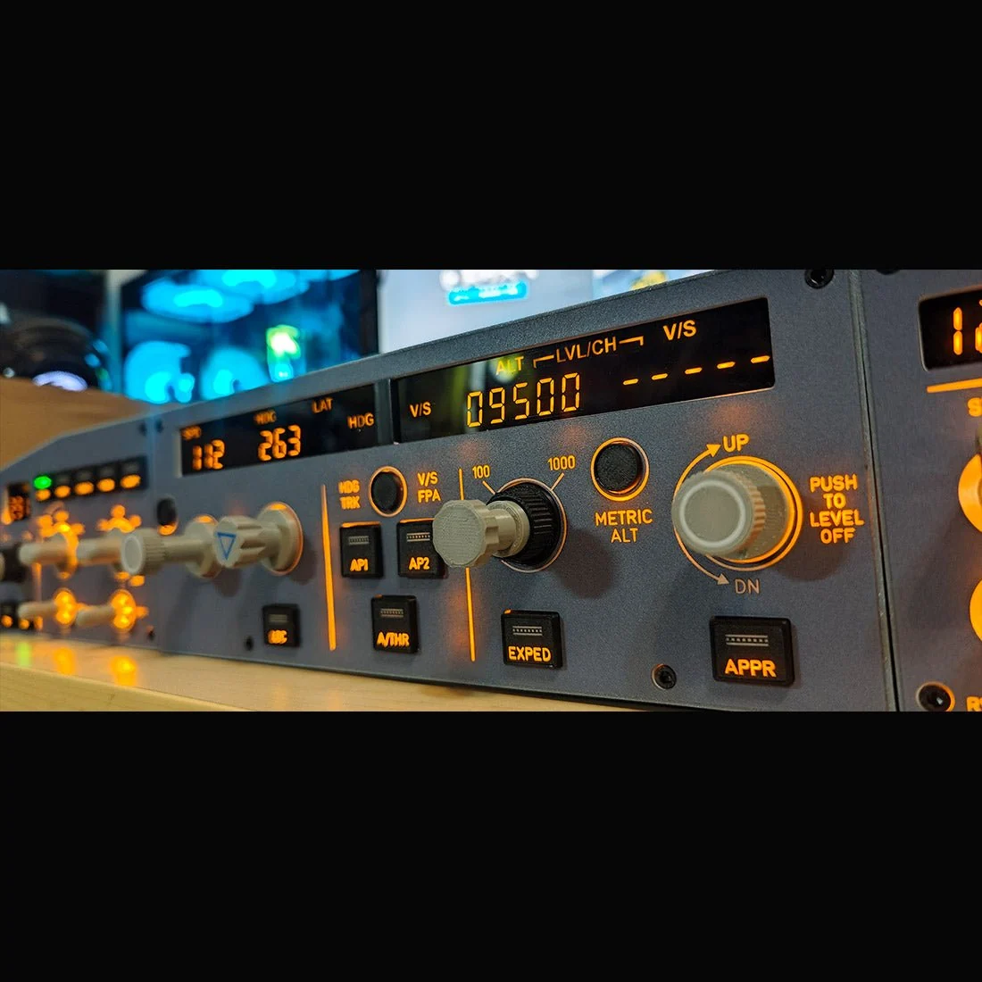 D108 一体式 A320 家用座舱面板 - 集成 FCU+左侧 EFIS+ECAM/起落架/自动刹车警告 适用于 Windows MSFS2020、X-Plane 12（Fenix、FBW、Toliss）预售：15 天